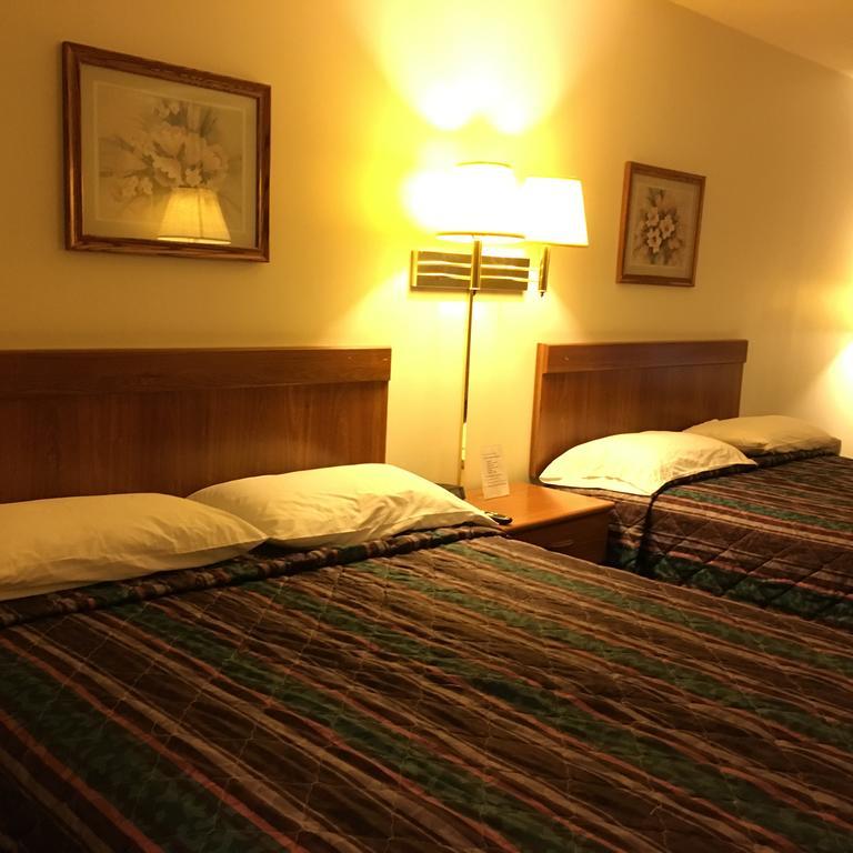 Coronado Motel&RV Park Lindsborg Exterior foto