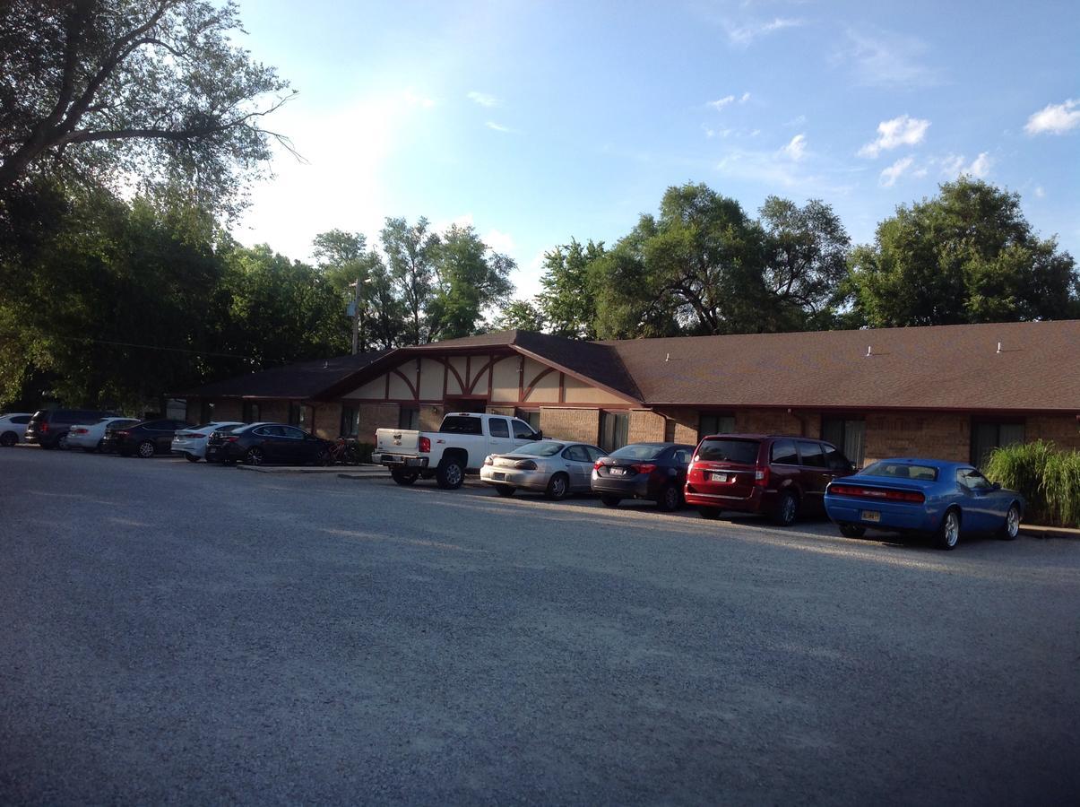Coronado Motel&RV Park Lindsborg Exterior foto