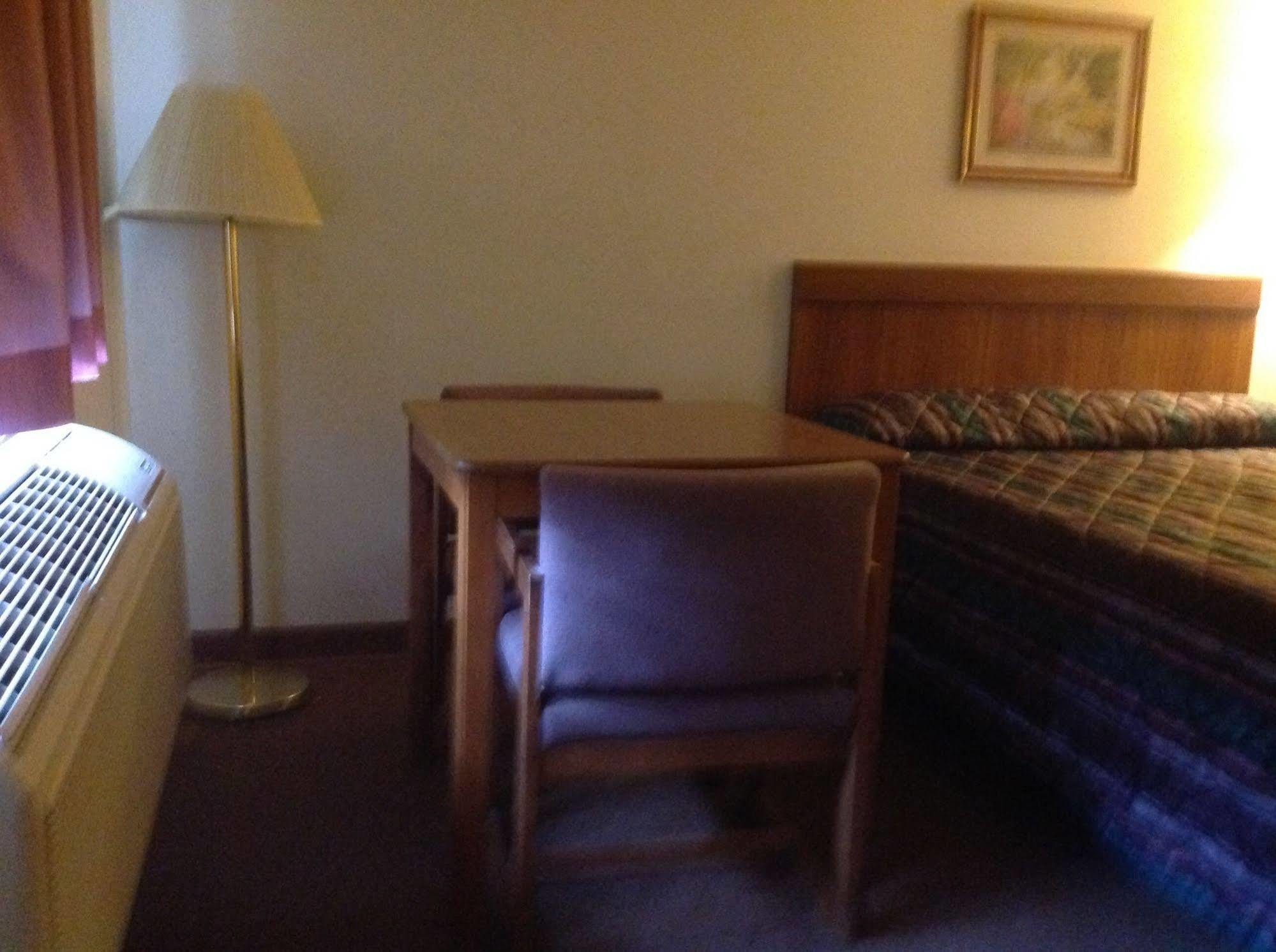 Coronado Motel&RV Park Lindsborg Exterior foto